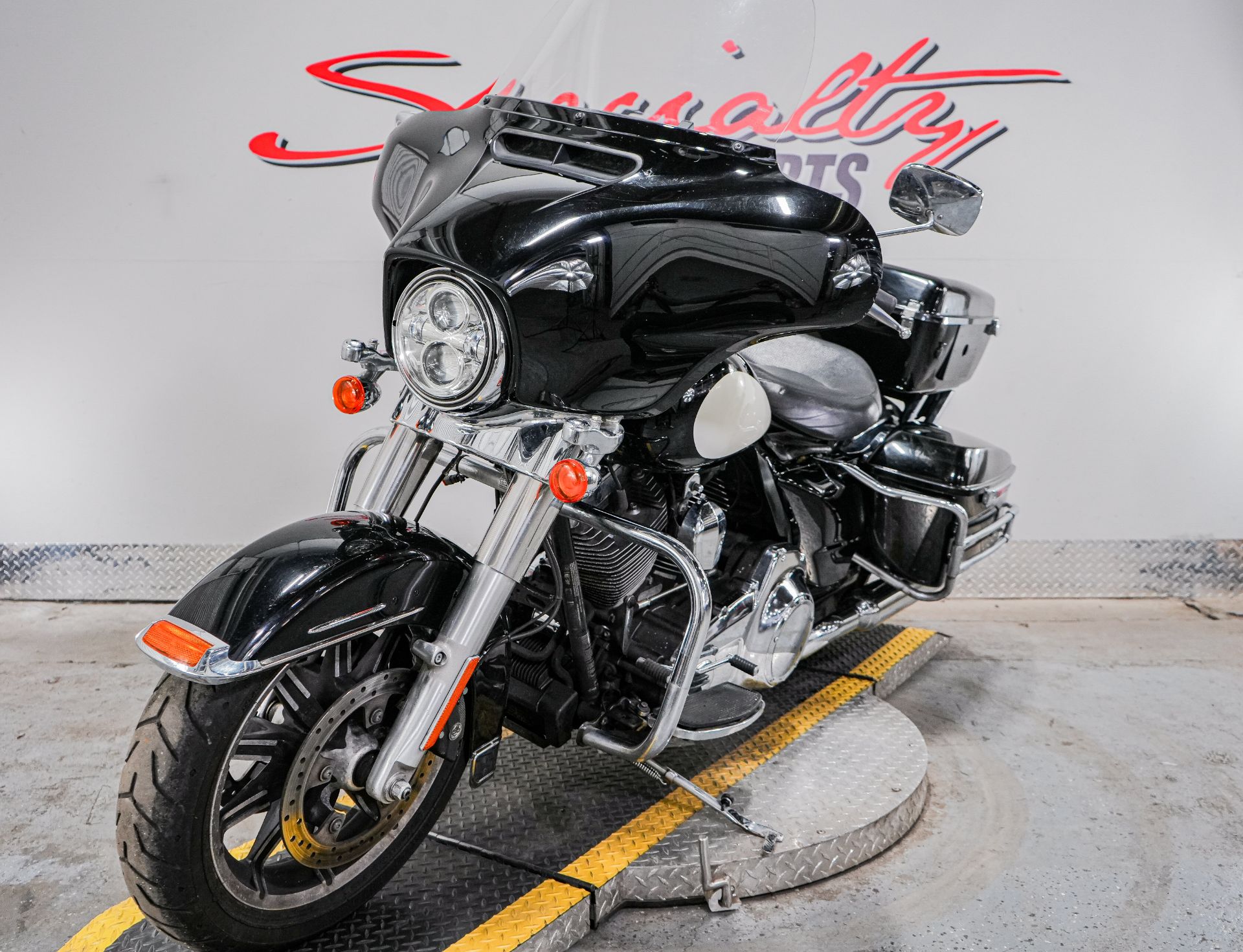 2016 Harley-Davidson Electra Glide® Ultra Classic® in Sacramento, California - Photo 6