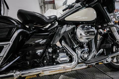 2016 Harley-Davidson Electra Glide® Ultra Classic® in Sacramento, California - Photo 11