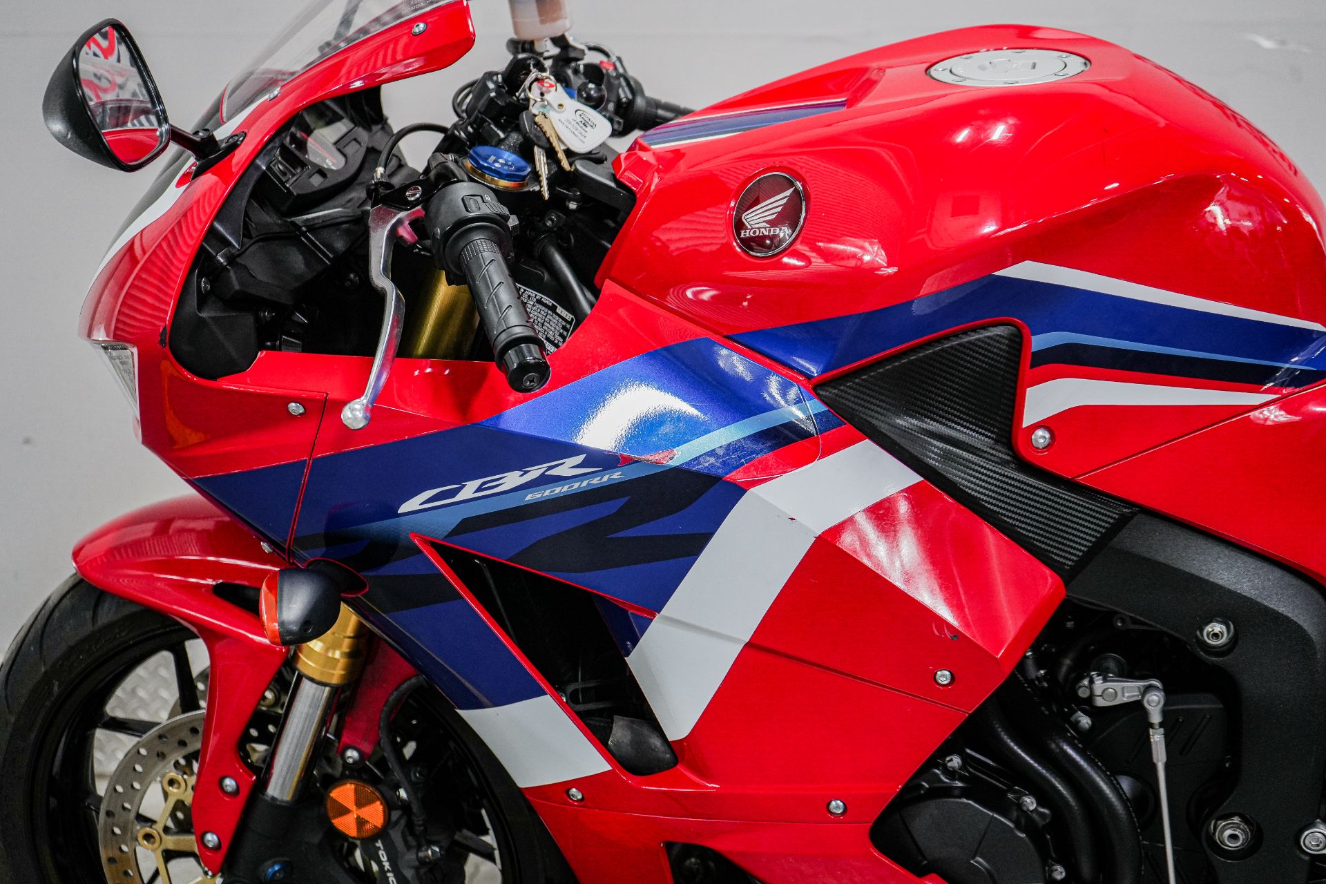 2023 Honda CBR600RR in Sacramento, California - Photo 5