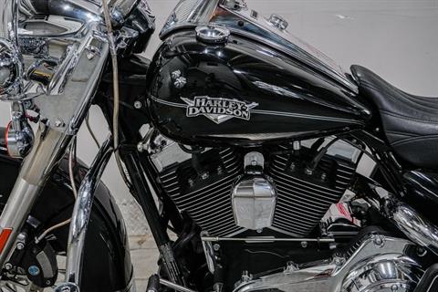 2013 Harley-Davidson Road King® Classic in Sacramento, California - Photo 5