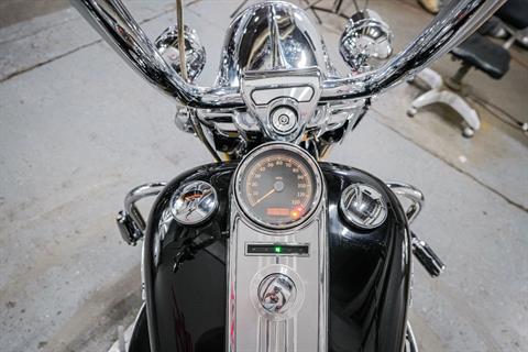 2013 Harley-Davidson Road King® Classic in Sacramento, California - Photo 10