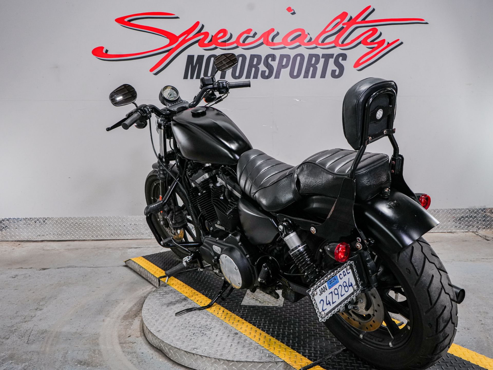 2020 Harley-Davidson Iron 883™ in Sacramento, California - Photo 3