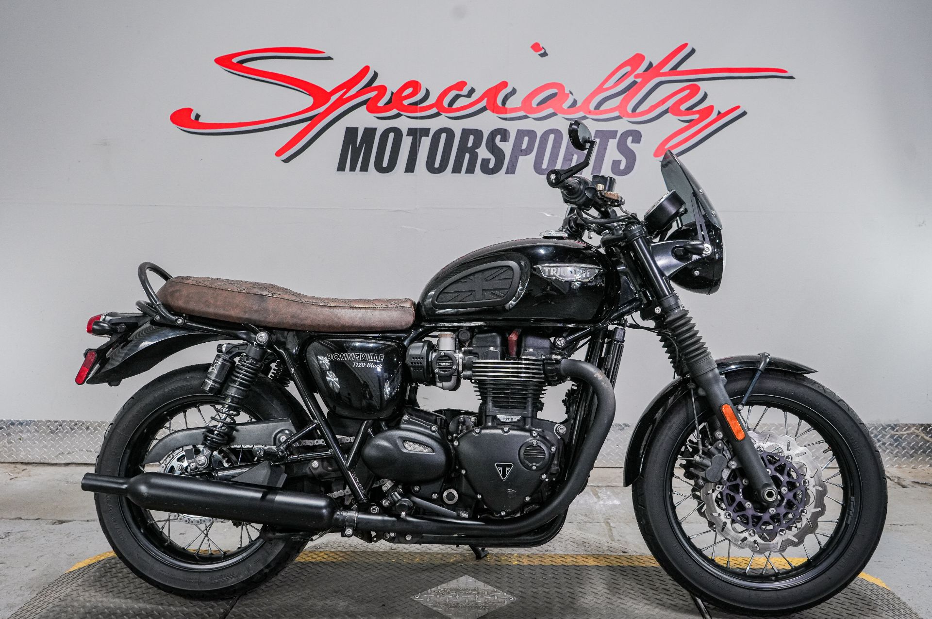 2017 Triumph Bonneville T120 in Sacramento, California - Photo 1