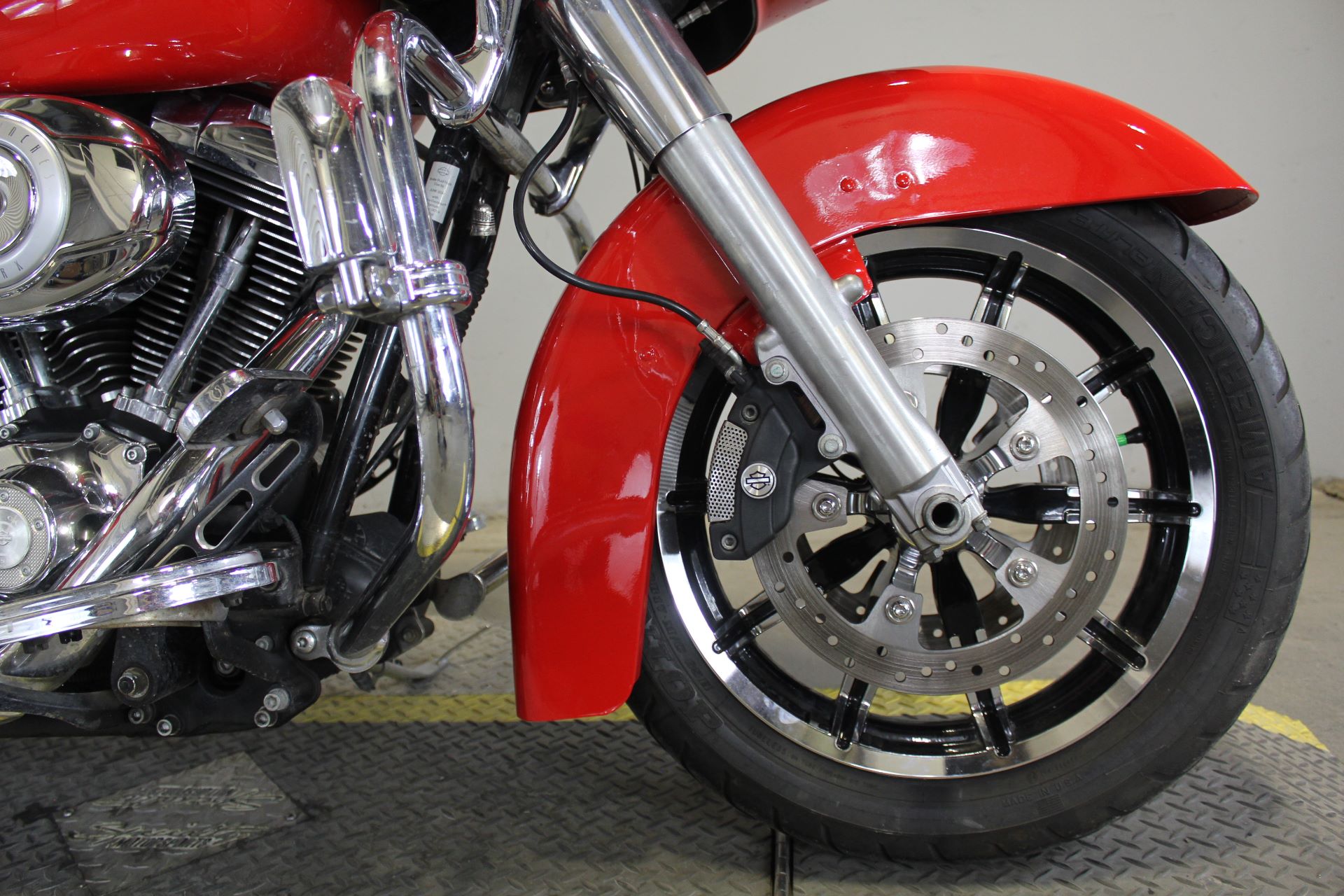 2010 Harley-Davidson Road Glide® Custom in Sacramento, California - Photo 14
