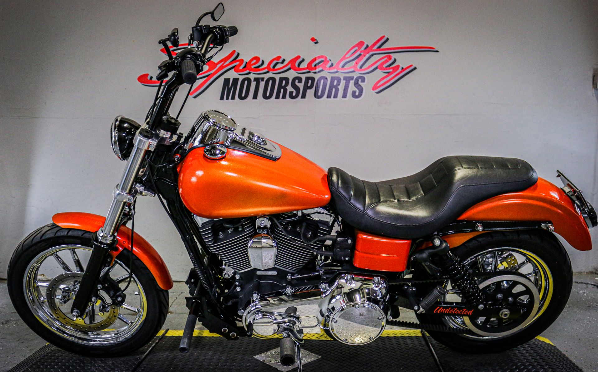 2012 Harley-Davidson Dyna® Super Glide® Custom in Sacramento, California - Photo 4