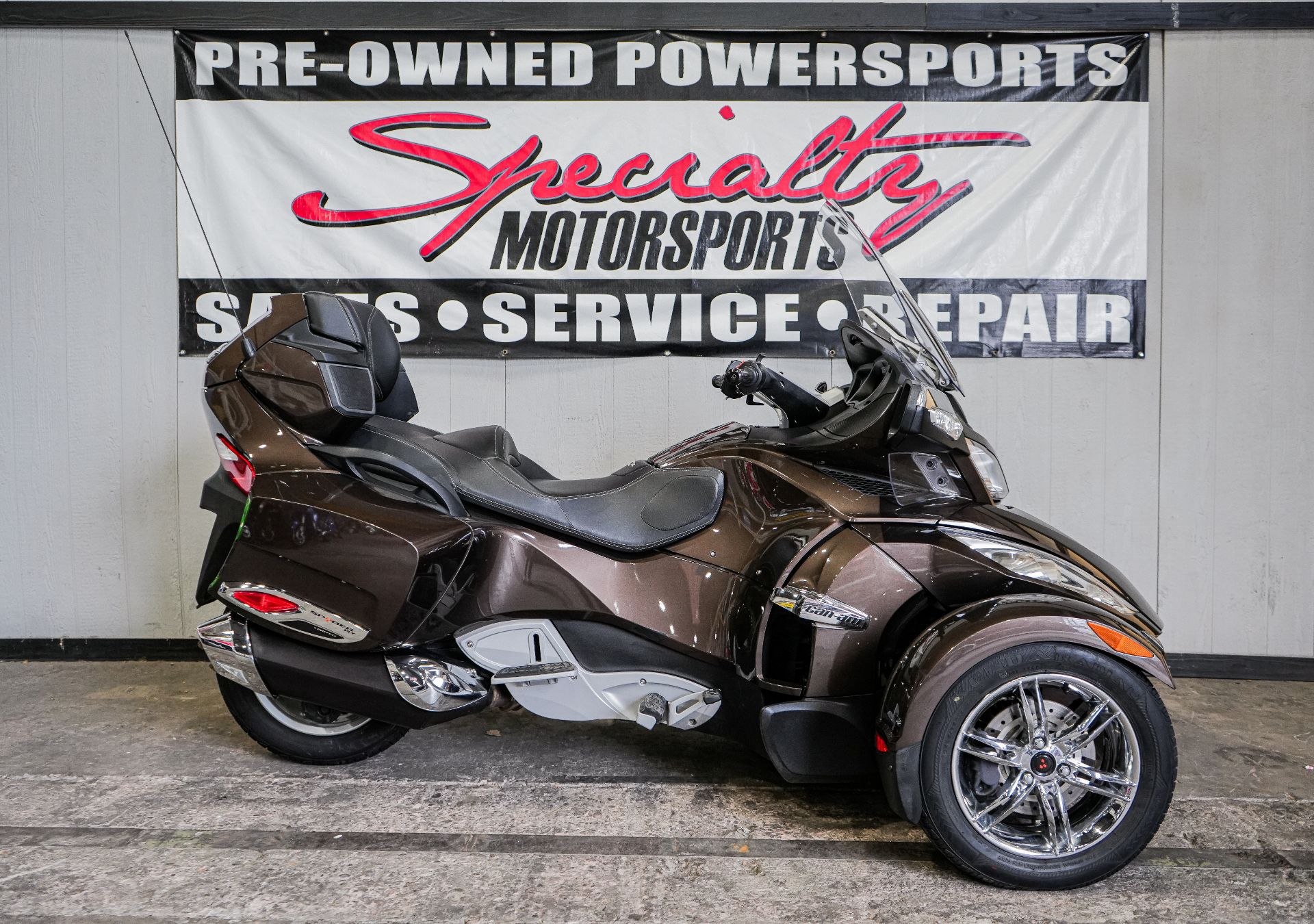 2012 Can-Am Spyder® RT Limited in Sacramento, California - Photo 2