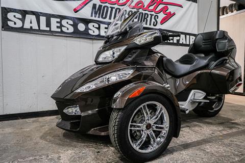 2012 Can-Am Spyder® RT Limited in Sacramento, California - Photo 7