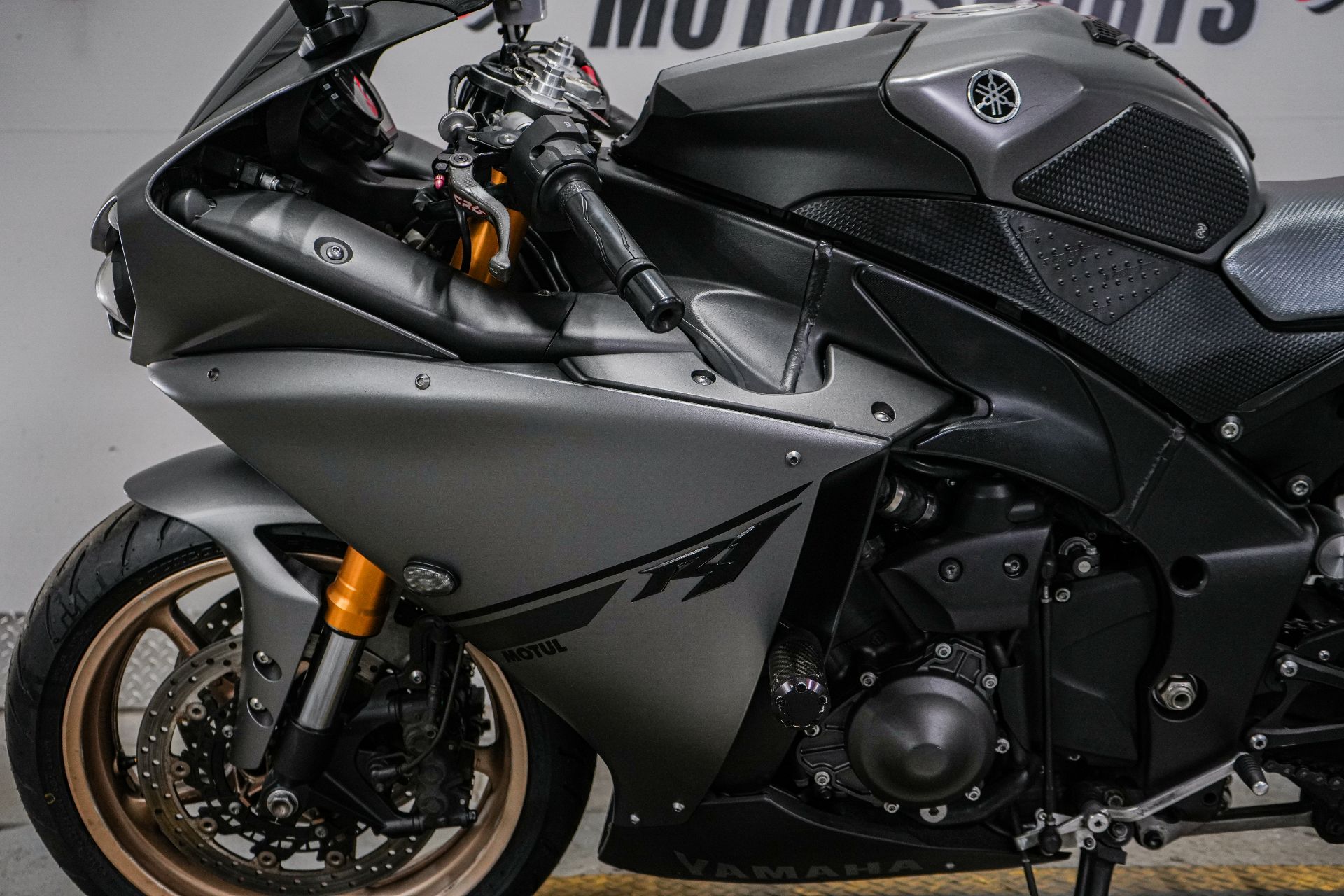 2014 Yamaha YZF-R1 in Sacramento, California - Photo 5