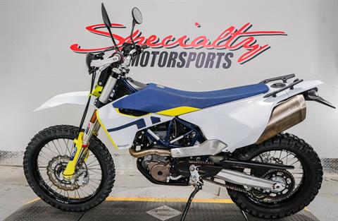 2021 Husqvarna 701 Enduro in Sacramento, California - Photo 4