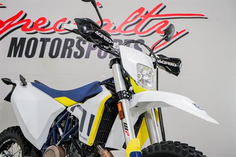 2021 Husqvarna 701 Enduro in Sacramento, California - Photo 8