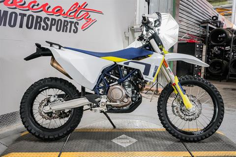 2021 Husqvarna 701 Enduro in Sacramento, California - Photo 9