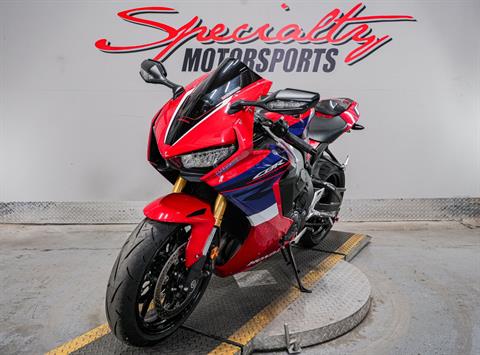 2022 Honda CBR1000RR ABS in Sacramento, California - Photo 6