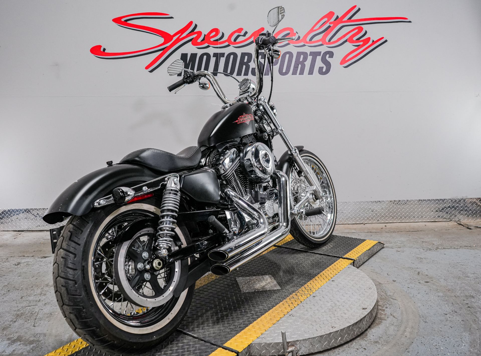 2016 Harley-Davidson Seventy-Two® in Sacramento, California - Photo 2