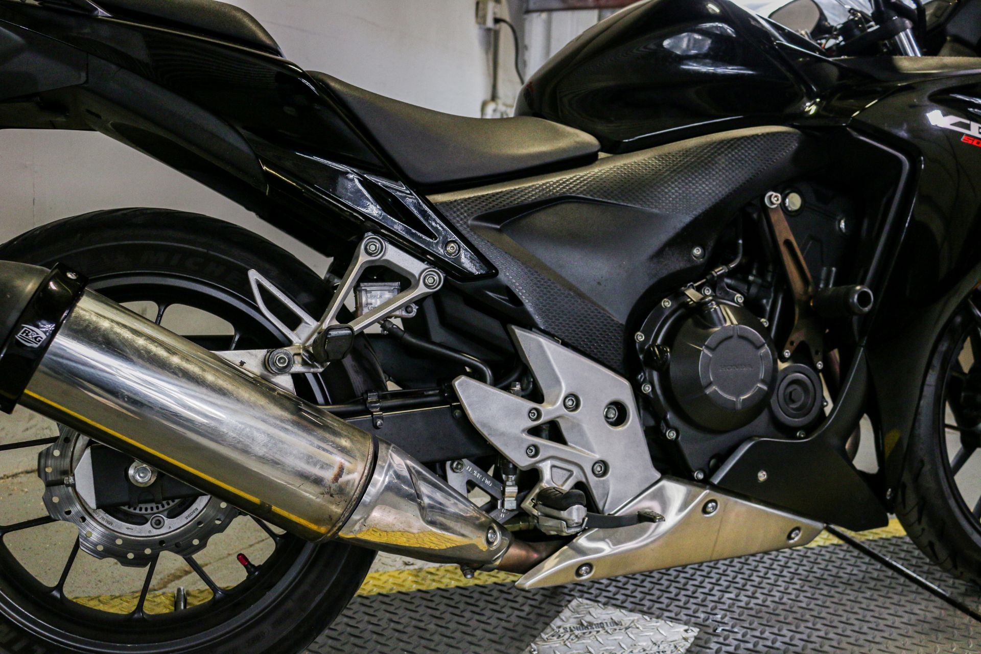2014 Honda CBR®500R ABS in Sacramento, California - Photo 8