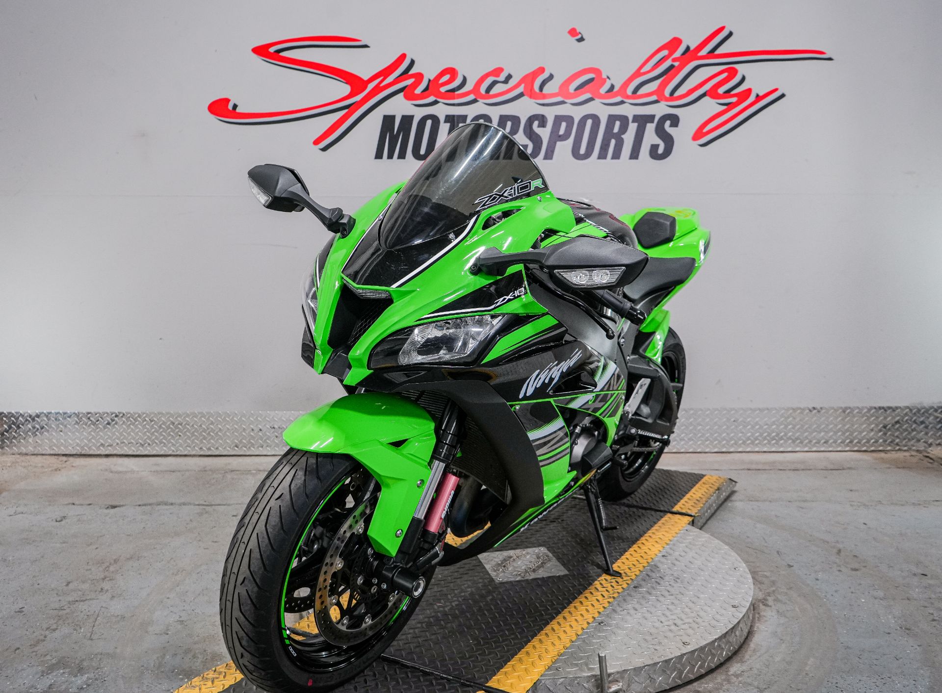 2016 Kawasaki Ninja ZX-10R KRT Edition in Sacramento, California - Photo 6