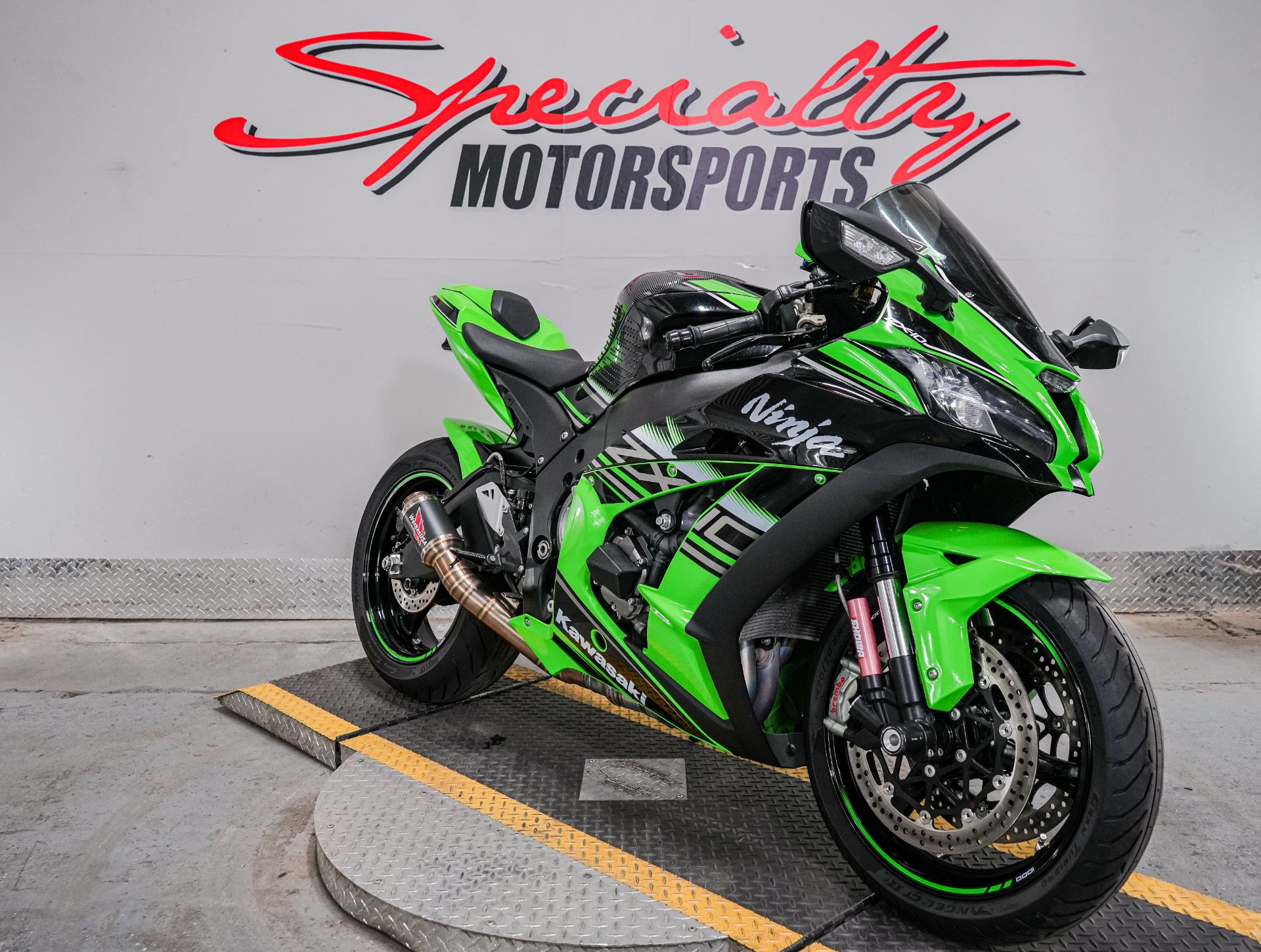 2016 Kawasaki Ninja ZX-10R KRT Edition in Sacramento, California - Photo 7