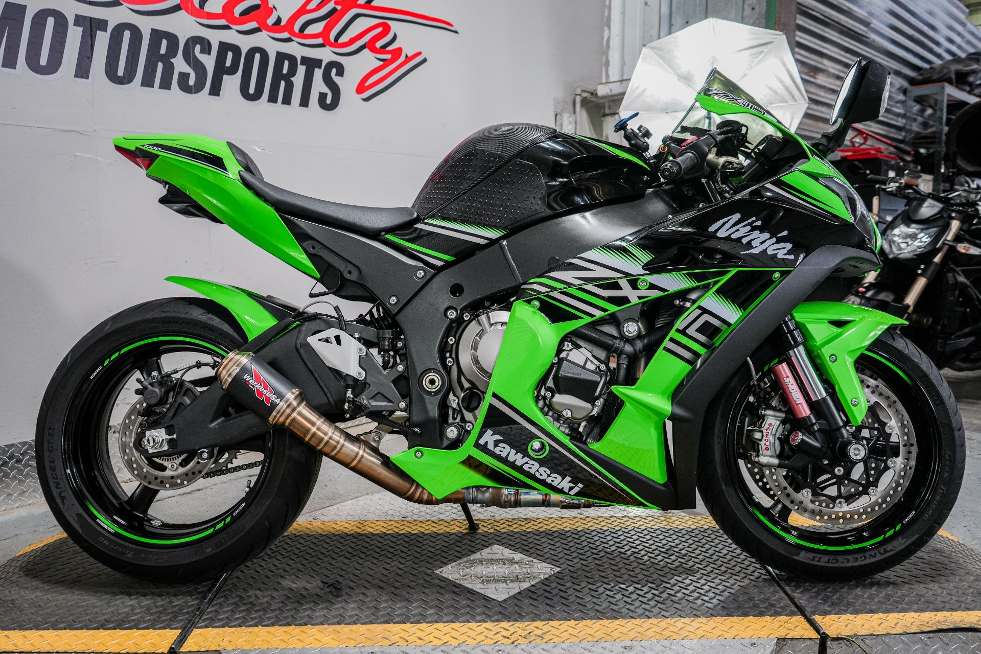 2016 Kawasaki Ninja ZX-10R KRT Edition in Sacramento, California - Photo 10