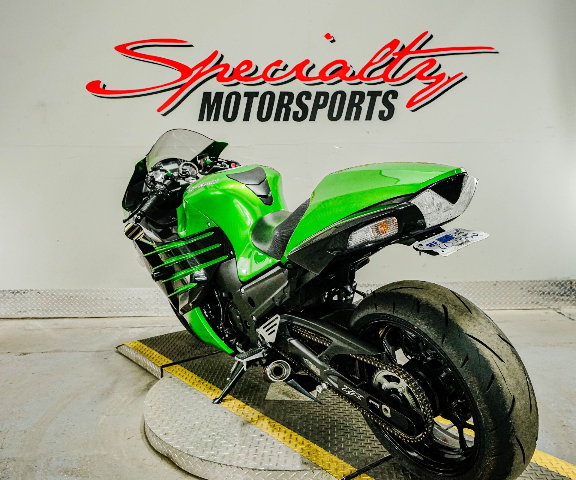 2015 Kawasaki Ninja® ZX™-14R ABS in Sacramento, California - Photo 4