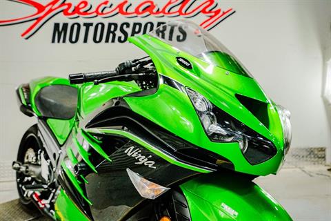 2015 Kawasaki Ninja® ZX™-14R ABS in Sacramento, California - Photo 10