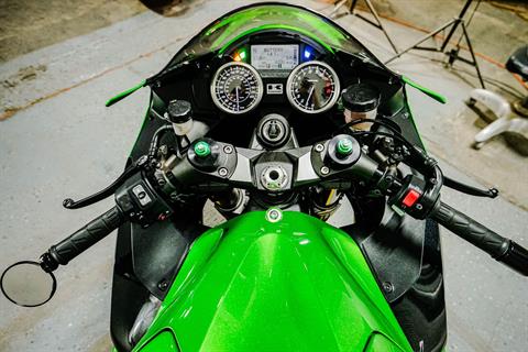 2015 Kawasaki Ninja® ZX™-14R ABS in Sacramento, California - Photo 13