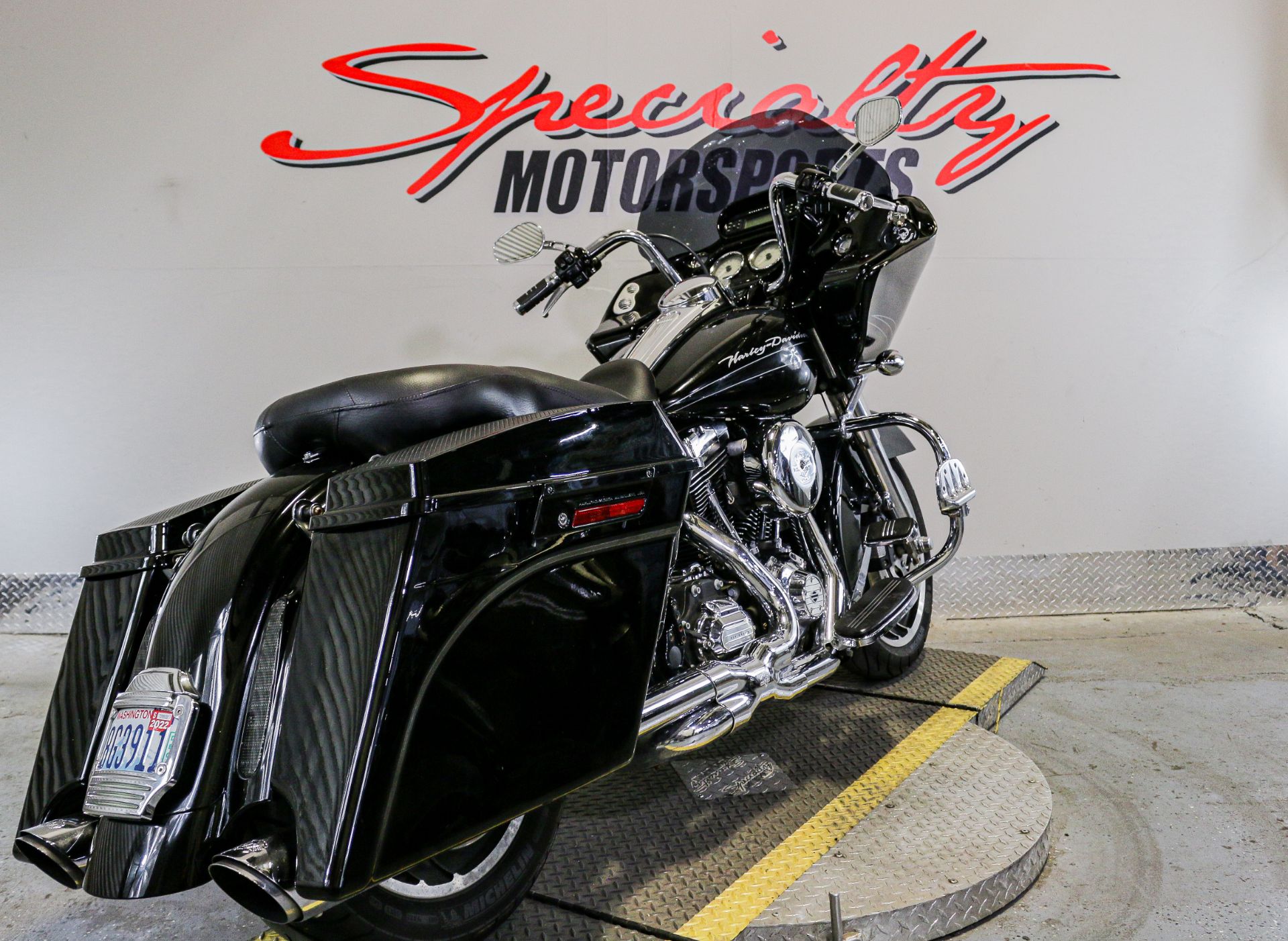 2013 Harley-Davidson Road Glide® Custom in Sacramento, California - Photo 2