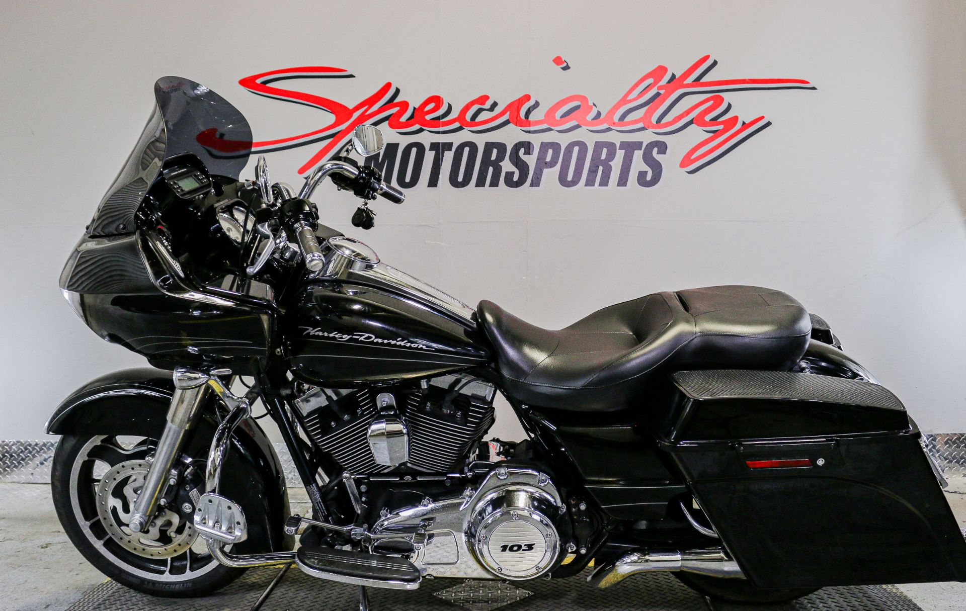 2013 Harley-Davidson Road Glide® Custom in Sacramento, California - Photo 4