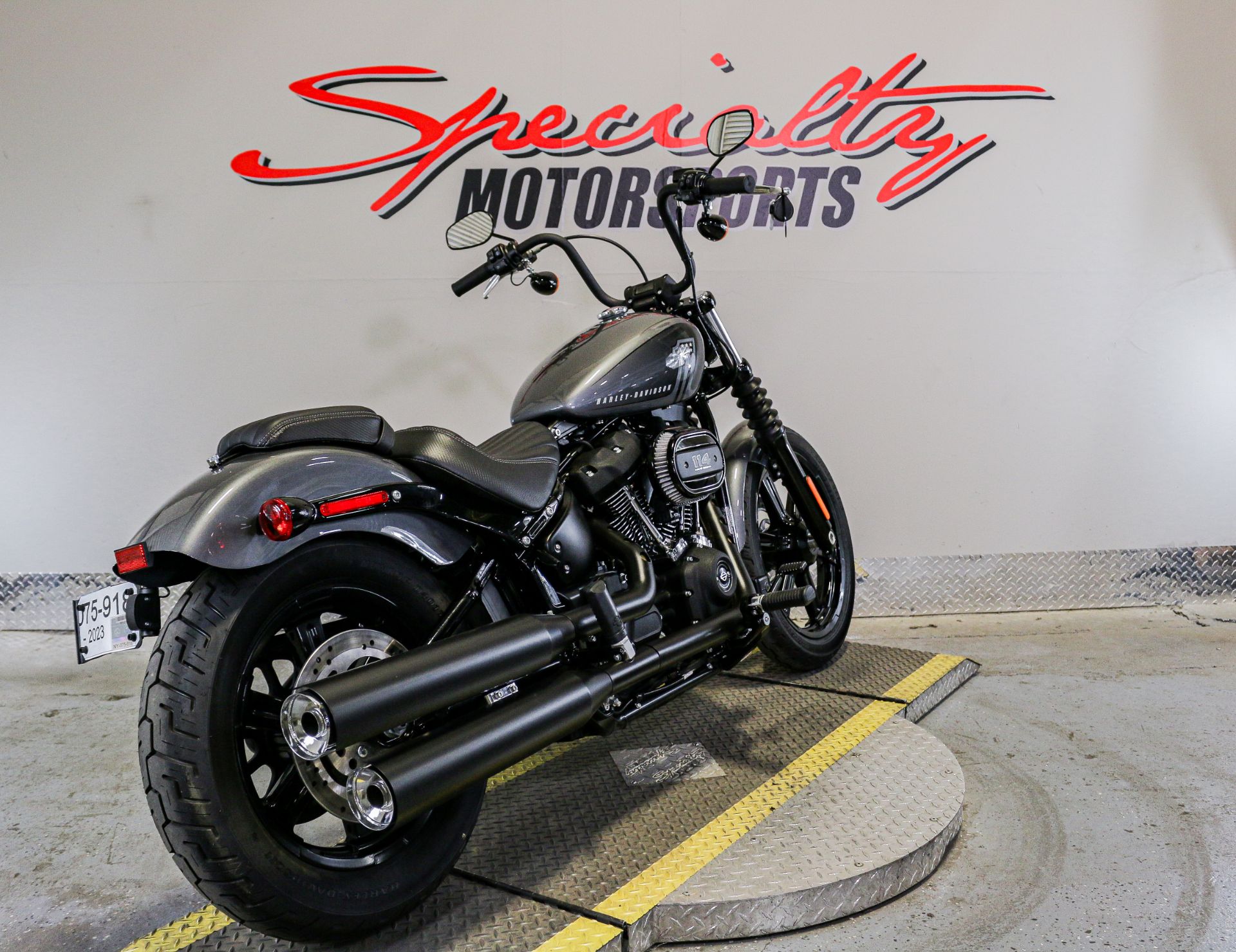 2022 Harley-Davidson Street Bob® 114 in Sacramento, California - Photo 2