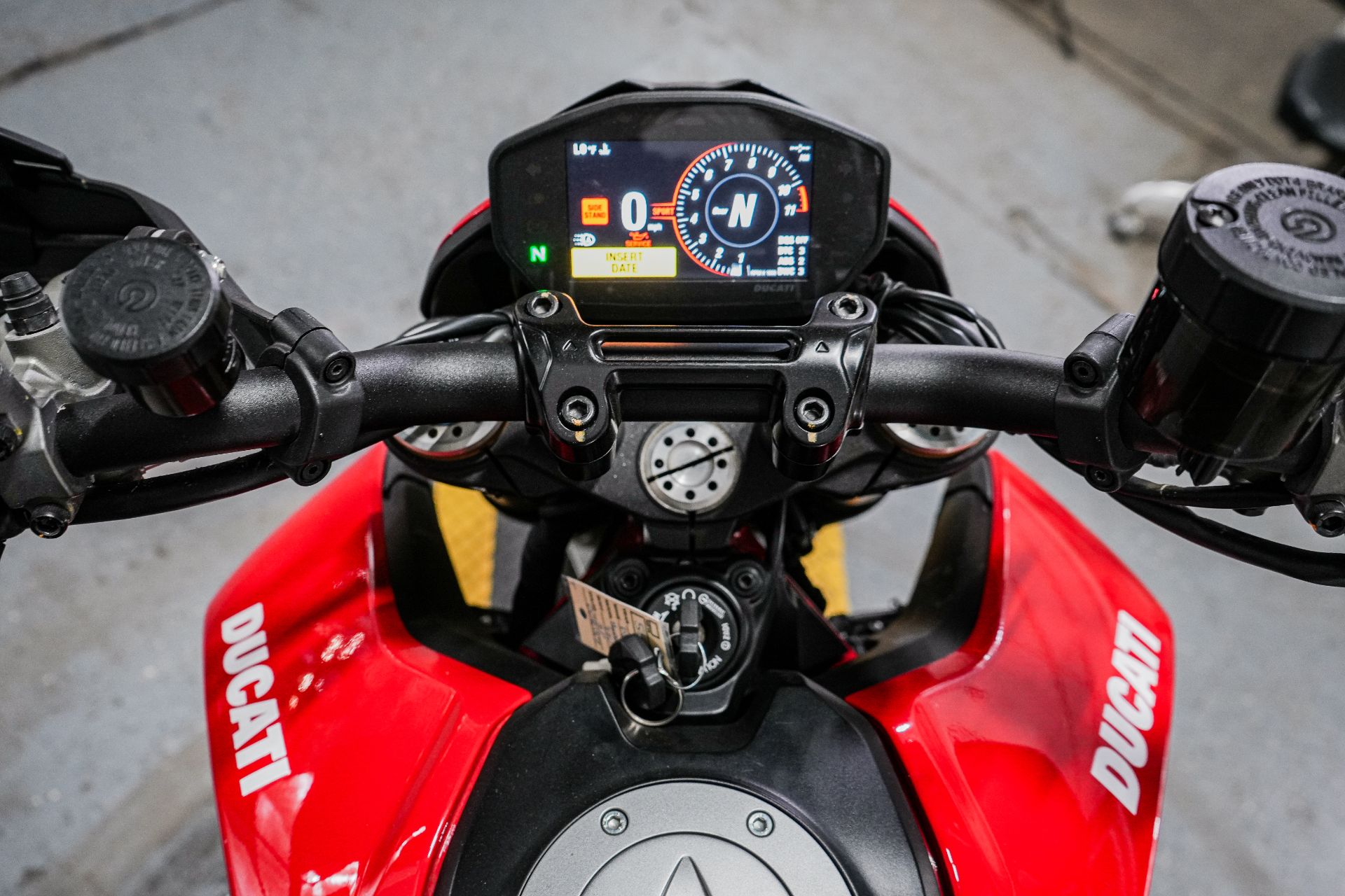 2021 Ducati Hypermotard 950 SP in Sacramento, California - Photo 11