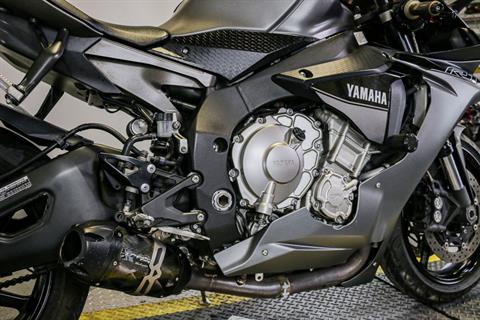 2016 Yamaha YZF-R1S in Sacramento, California - Photo 8