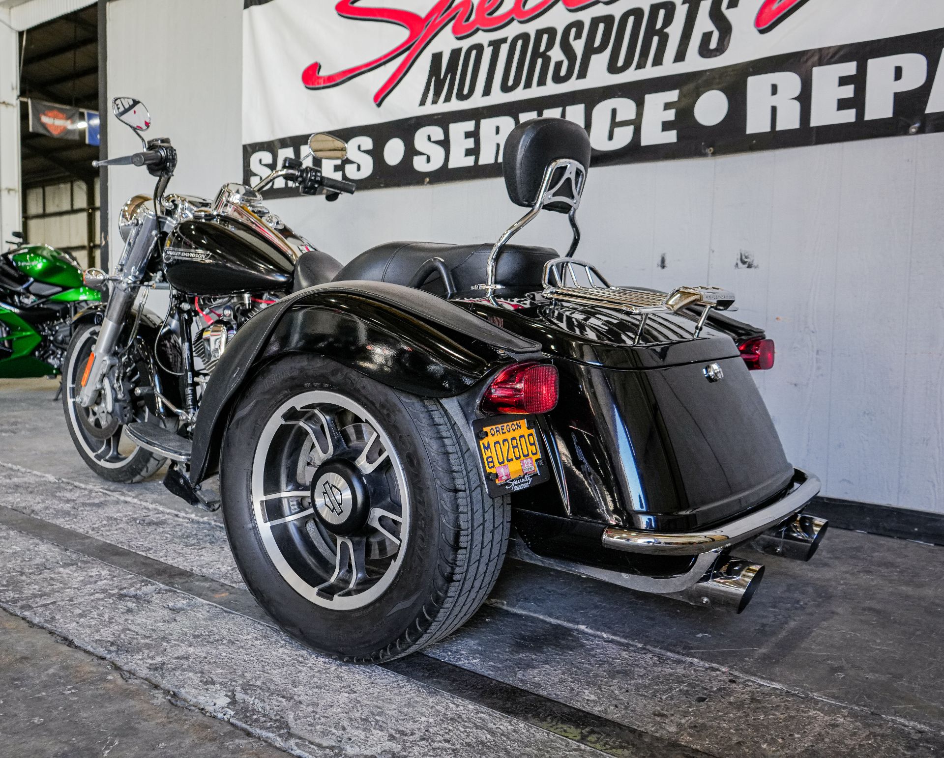 2016 Harley-Davidson Freewheeler™ in Sacramento, California - Photo 8