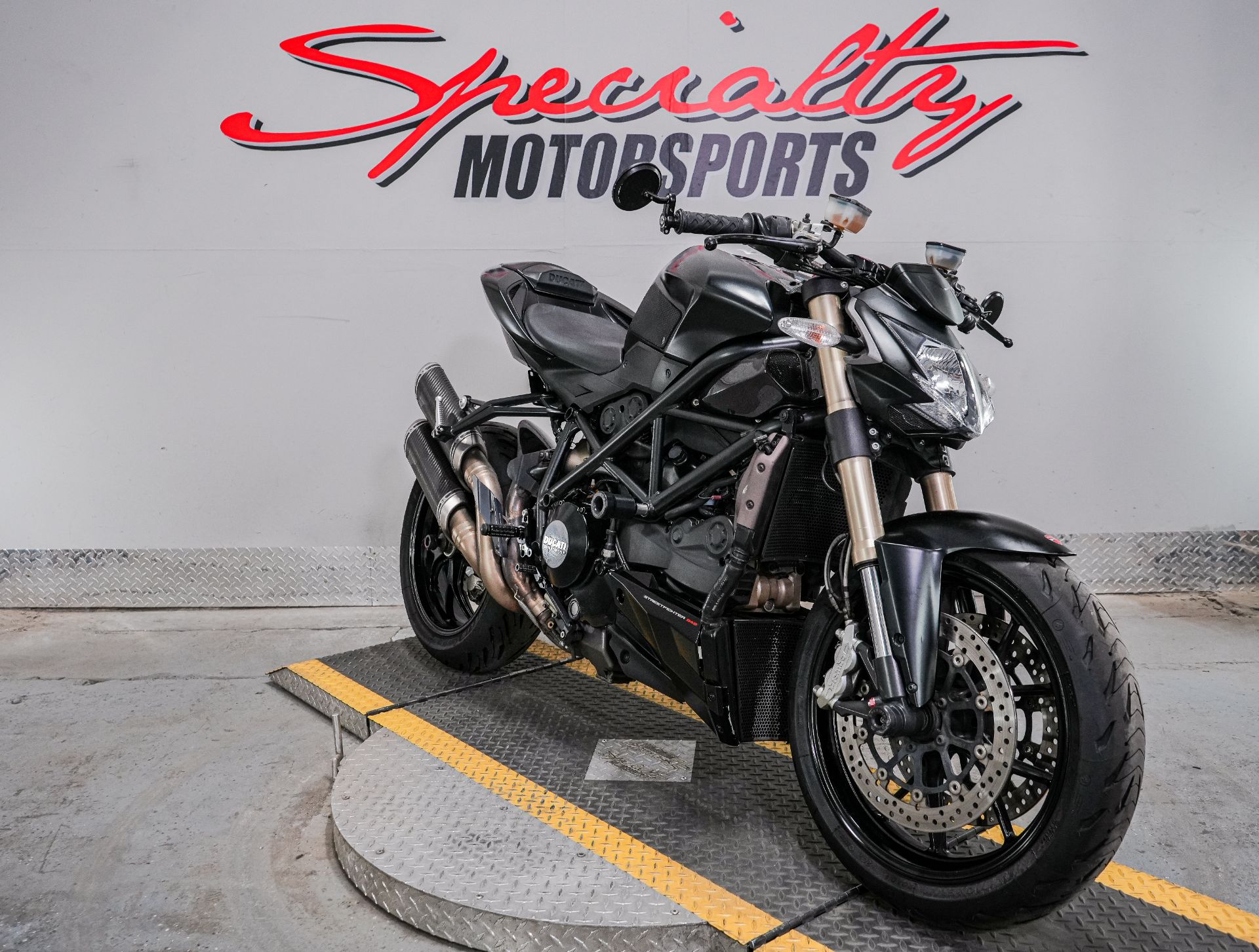 2013 Ducati Streetfighter 848 in Sacramento, California - Photo 7