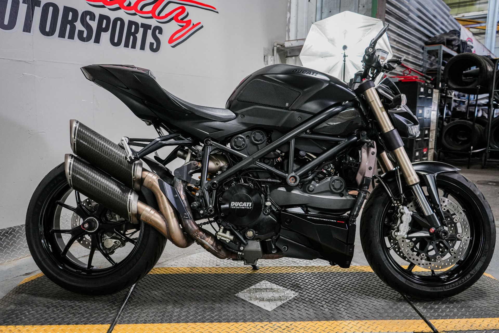 2013 Ducati Streetfighter 848 in Sacramento, California - Photo 9