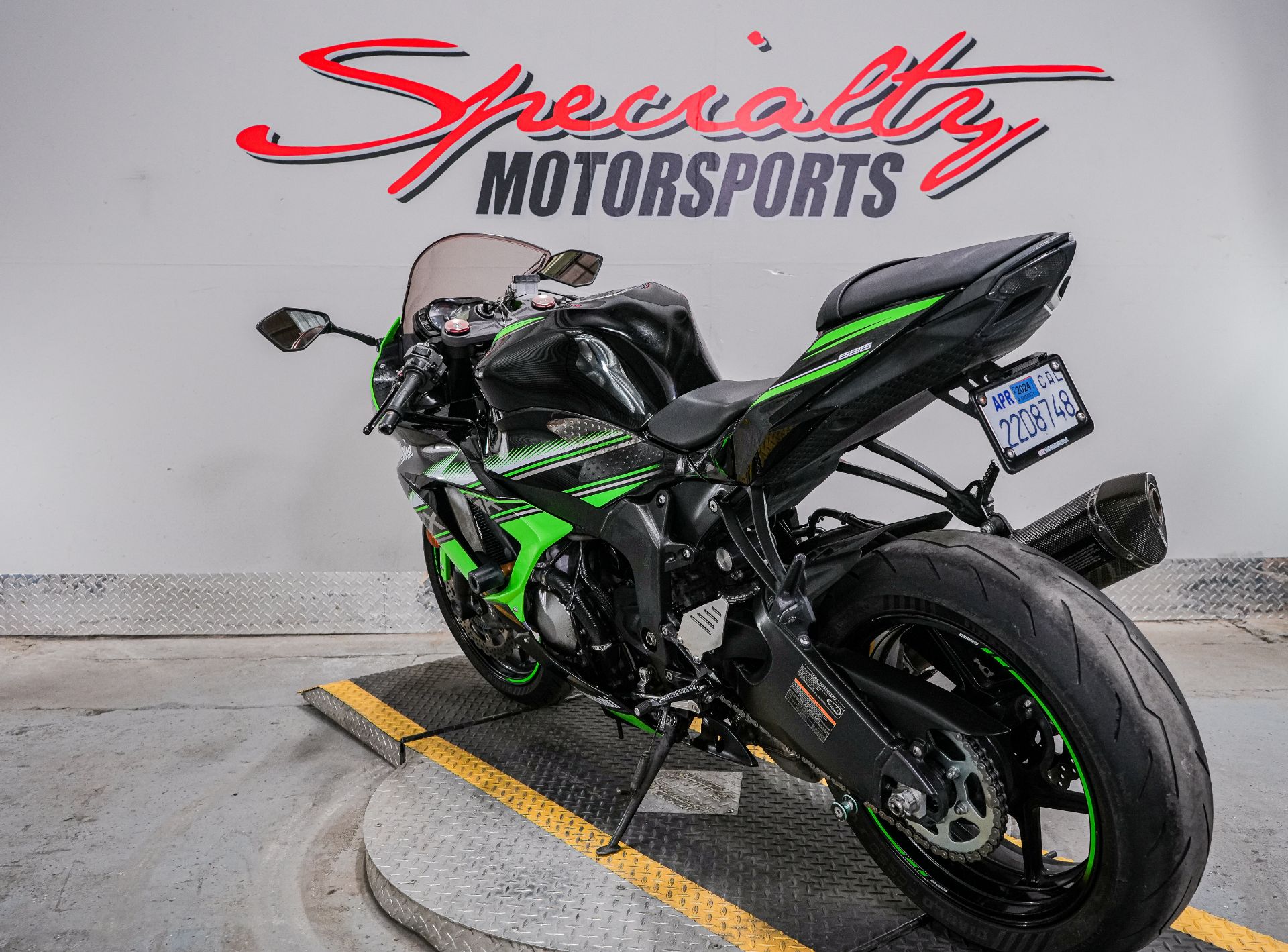 2016 Kawasaki Ninja ZX-6R ABS KRT Edition in Sacramento, California - Photo 3