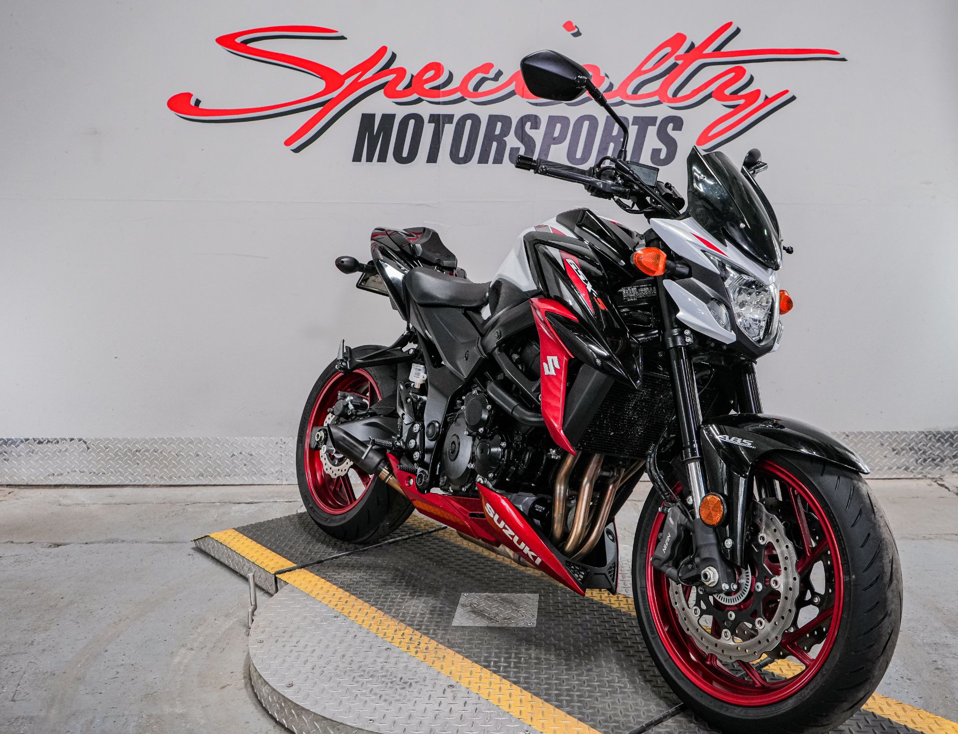 2020 Suzuki GSX-S750 in Sacramento, California - Photo 8