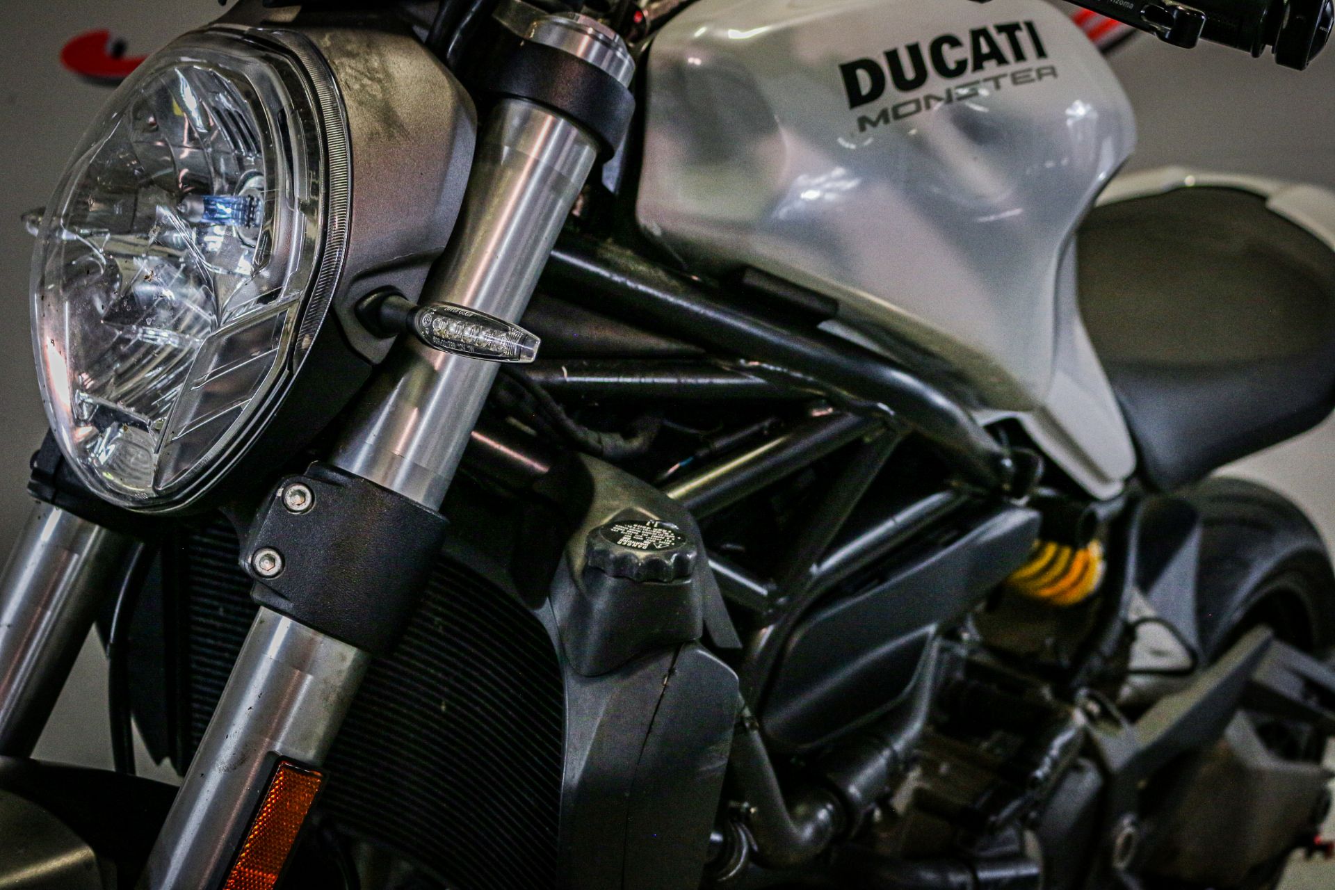 2016 Ducati Monster 821 in Sacramento, California - Photo 6