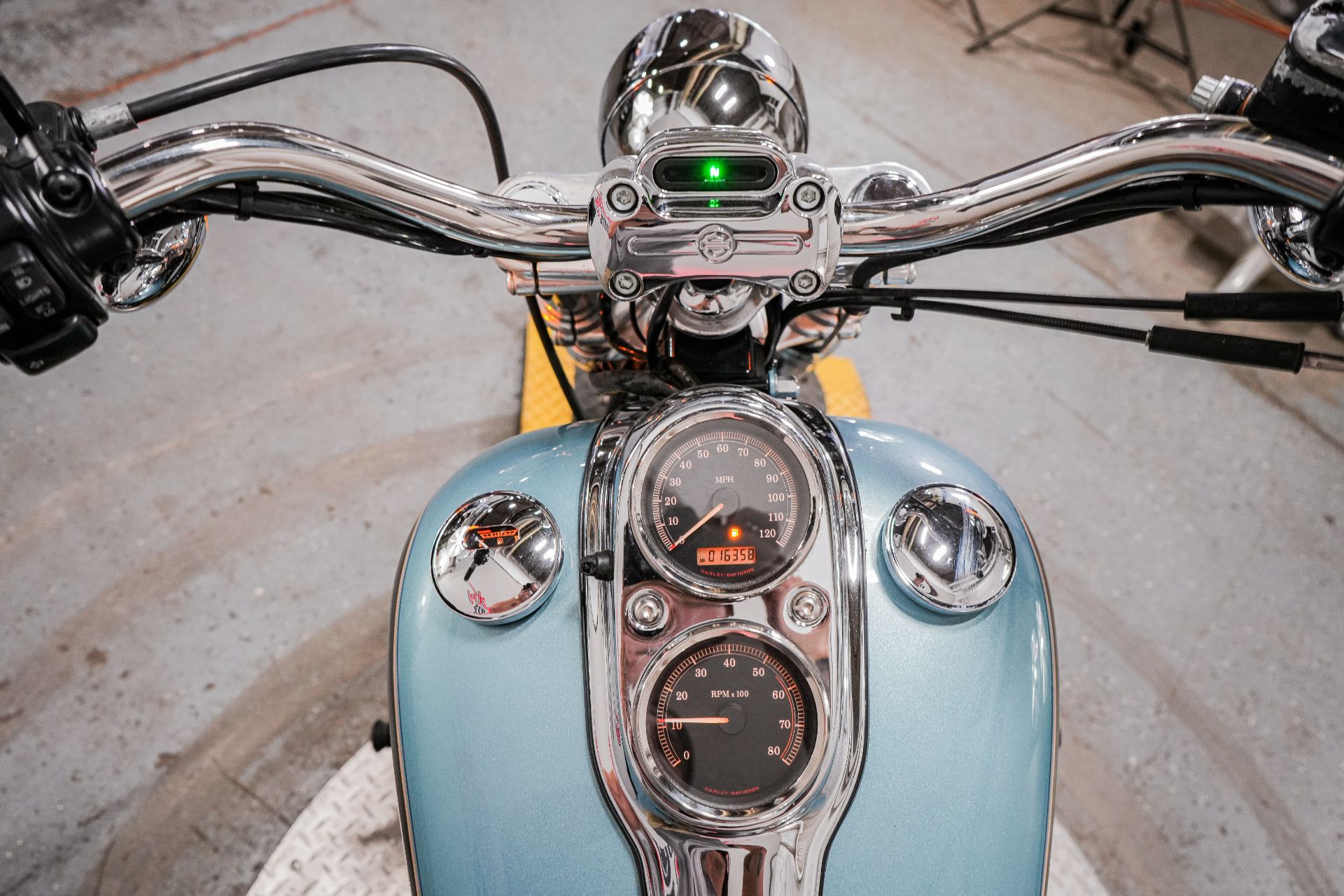 2007 Harley-Davidson Dyna® Low Rider® in Sacramento, California - Photo 10