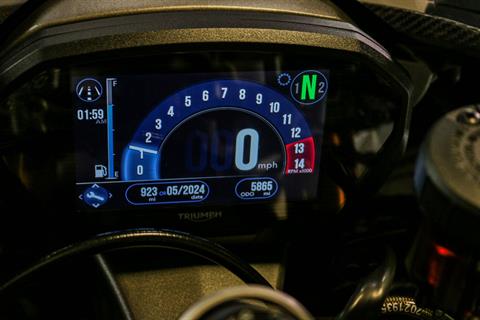 2020 Triumph Daytona Moto2 765 Limited Edition in Sacramento, California - Photo 10