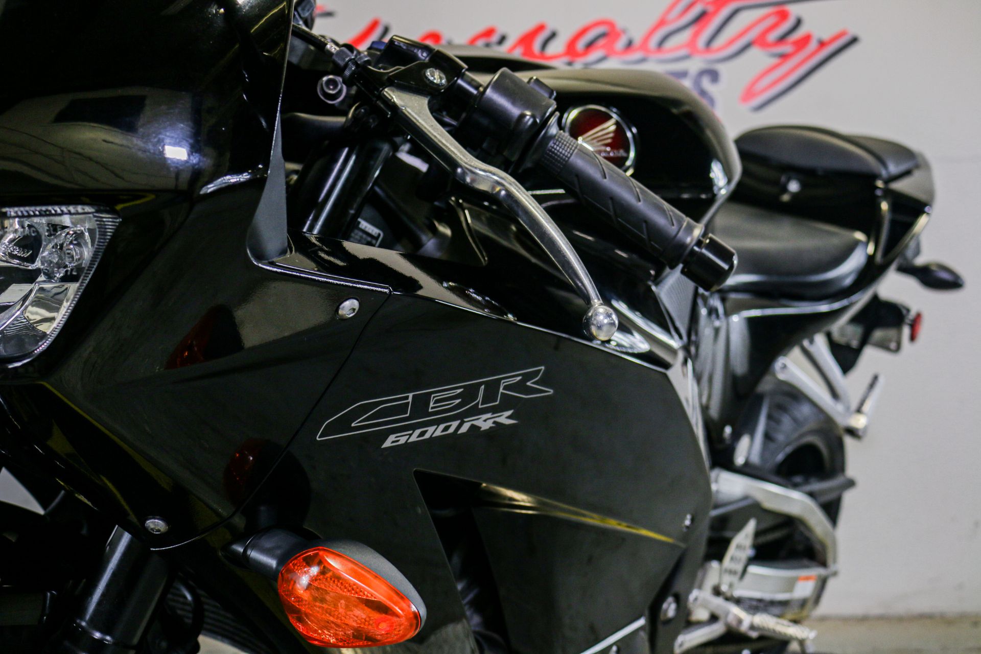 2015 Honda CBR®600RR in Sacramento, California - Photo 6