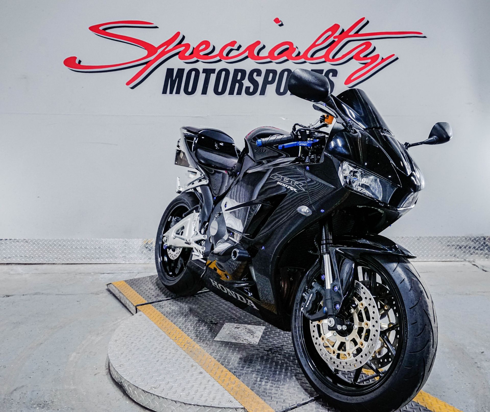 2015 Honda CBR®600RR in Sacramento, California - Photo 8