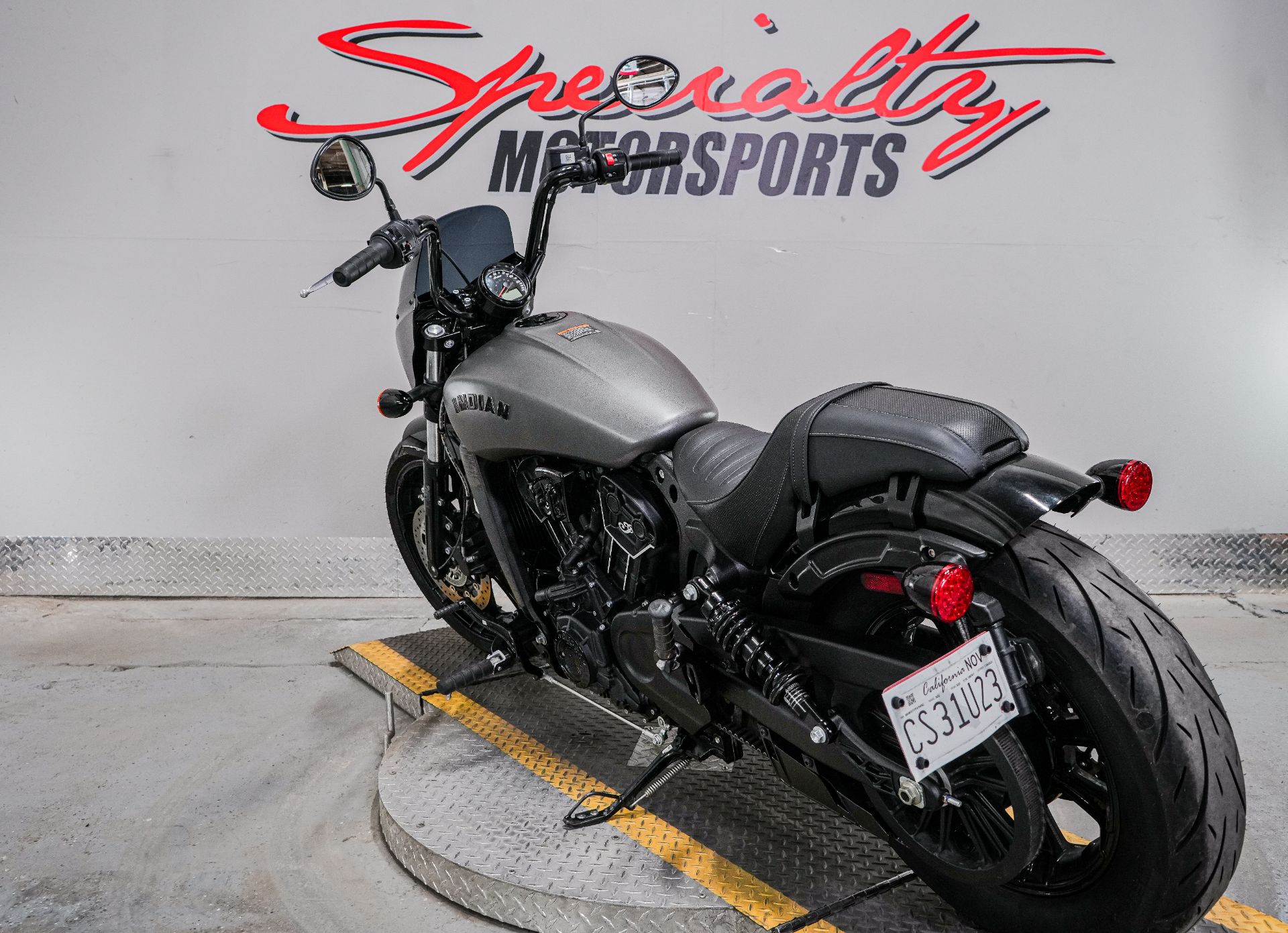 2023 Indian Motorcycle Scout® Rogue Sixty in Sacramento, California - Photo 3