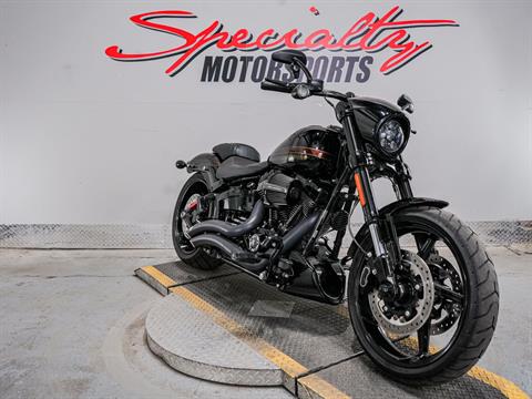 2017 Harley-Davidson CVO™ Pro Street Breakout® in Sacramento, California - Photo 7