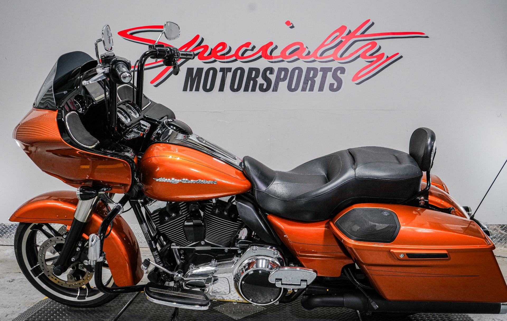 2015 Harley-Davidson Road Glide® Special in Sacramento, California - Photo 4