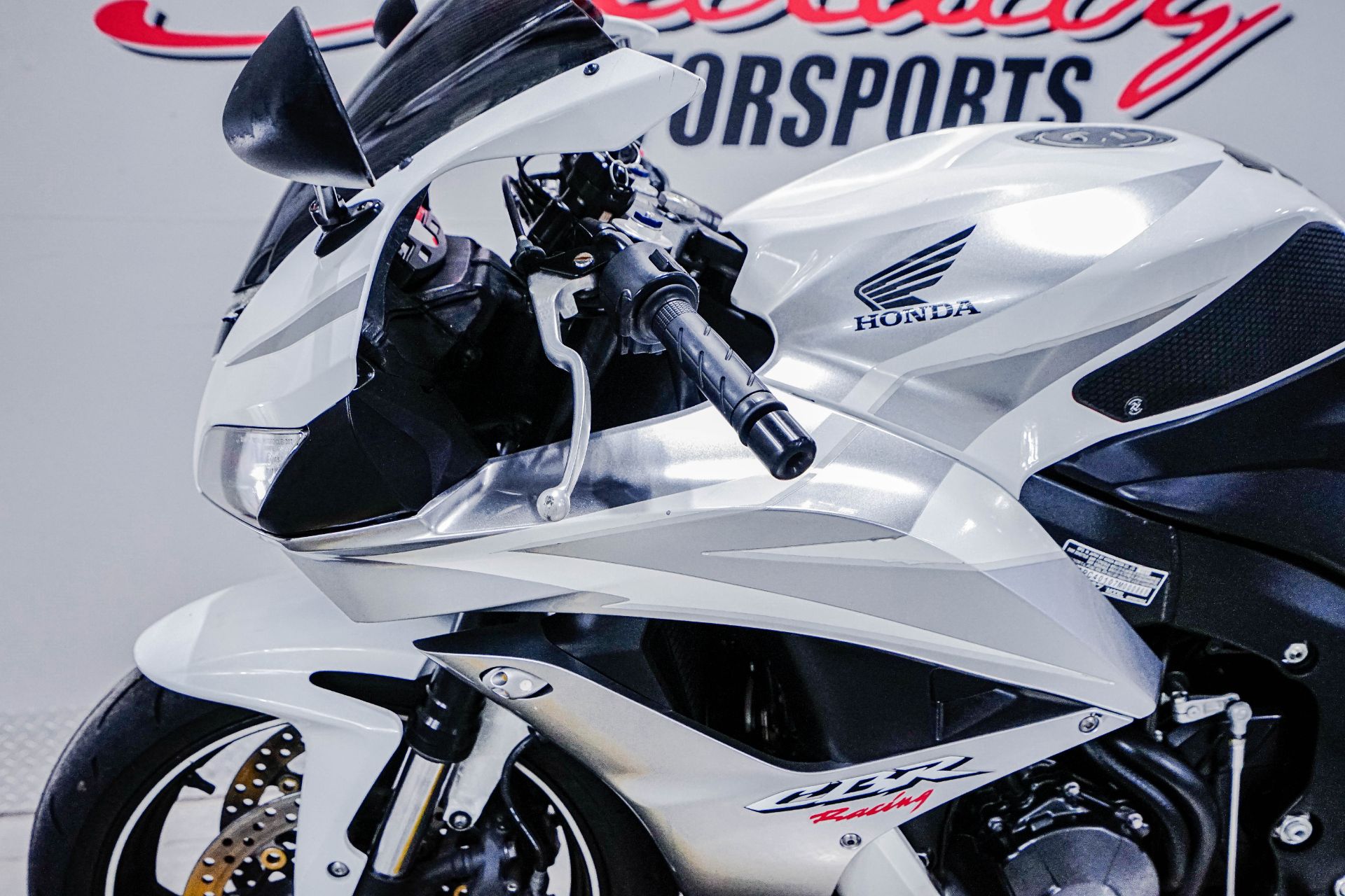 2007 Honda CBR®600RR in Sacramento, California - Photo 5