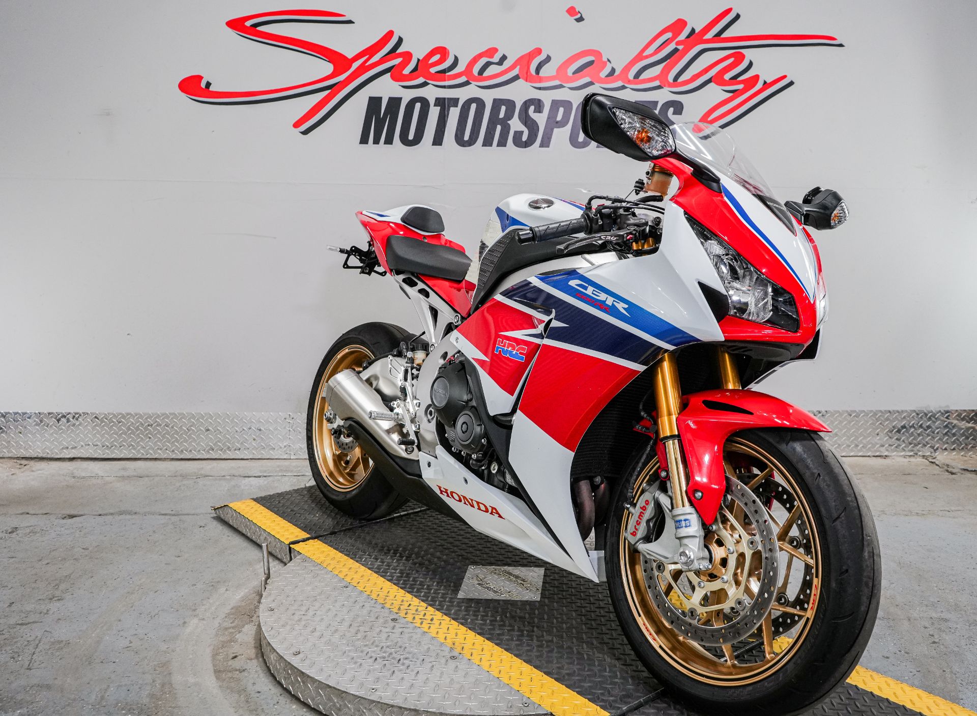 2014 Honda CBR®1000RR SP in Sacramento, California - Photo 7