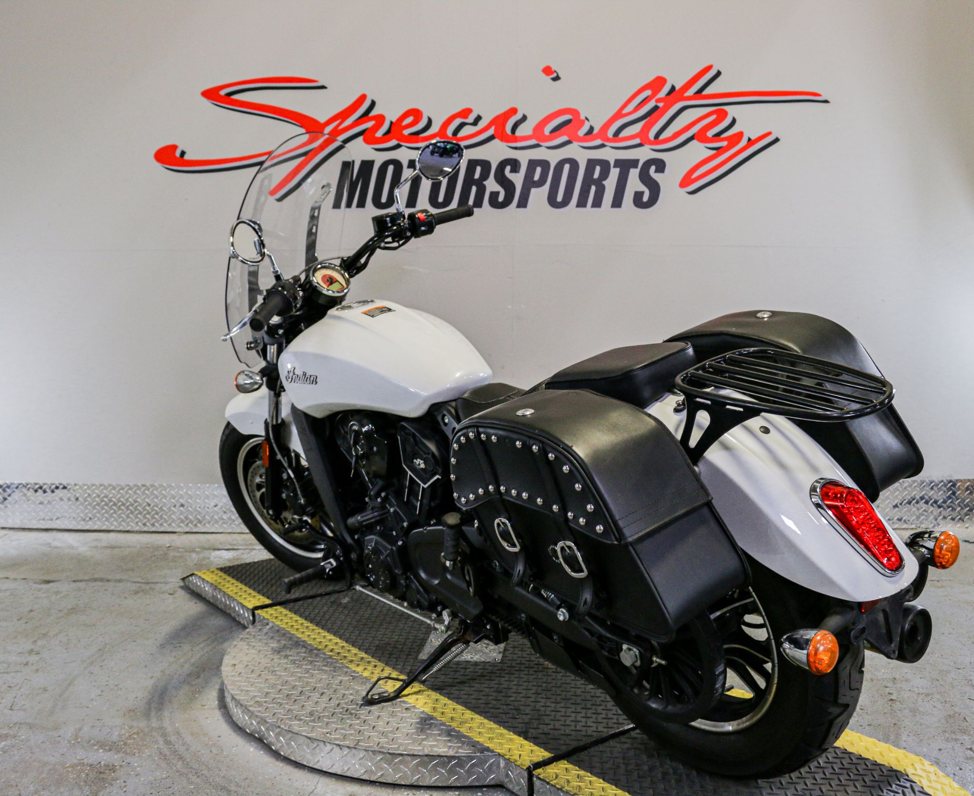 2016 Indian Motorcycle Scout® Sixty in Sacramento, California - Photo 3