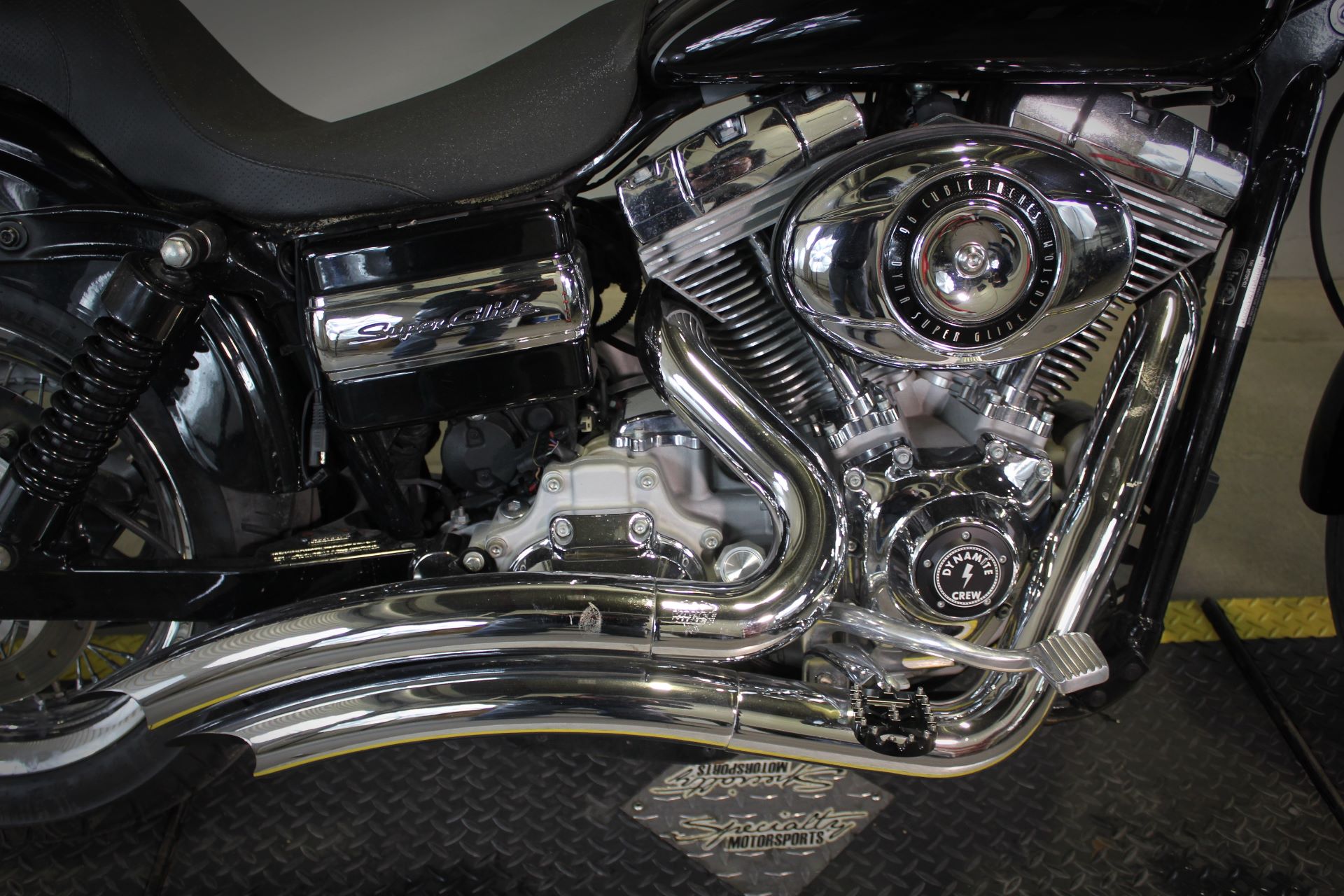 2007 Harley-Davidson Dyna® Super Glide® Custom in Sacramento, California - Photo 4
