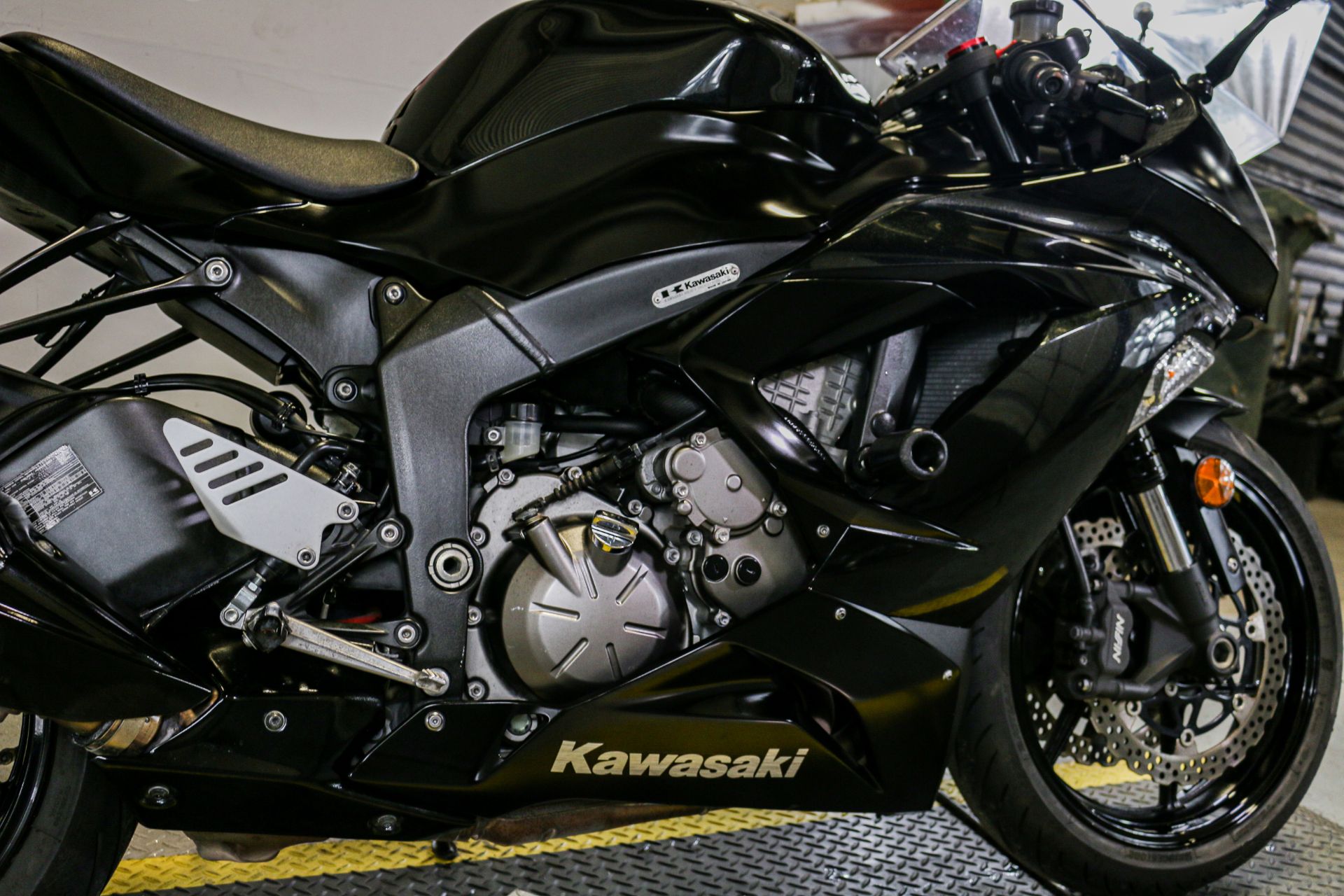 2013 Kawasaki Ninja® ZX™-6R in Sacramento, California - Photo 8