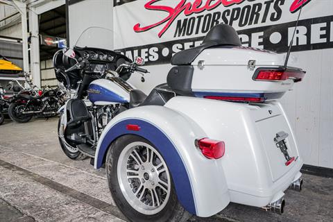 2015 Harley-Davidson Tri Glide® Ultra in Sacramento, California - Photo 8