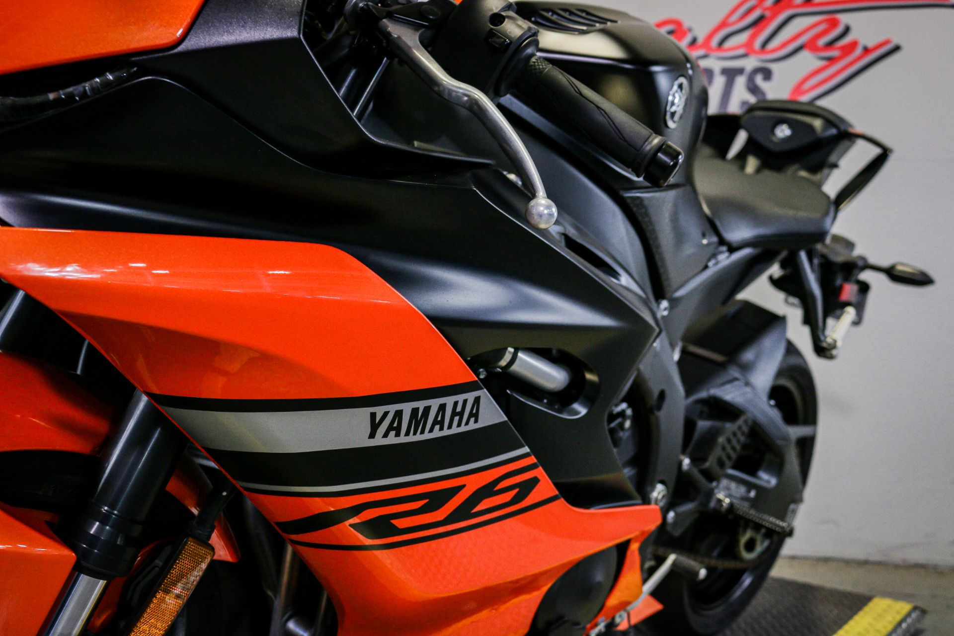 2020 Yamaha YZF-R6 in Sacramento, California - Photo 6