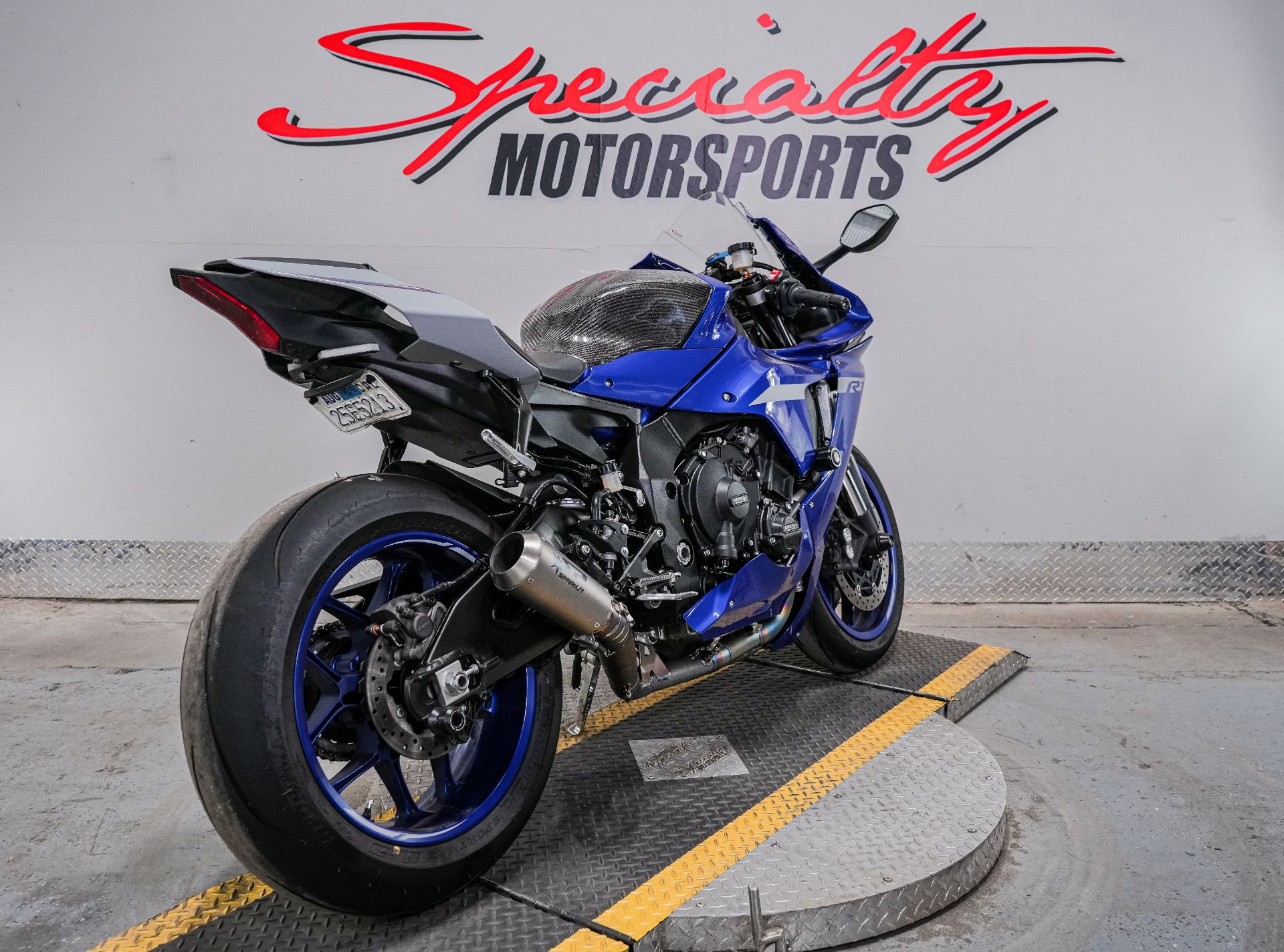 2021 Yamaha YZF-R1 in Sacramento, California - Photo 2